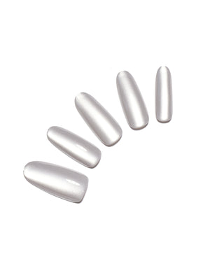 Cloud Whip long oval pearly white press-on nails 30-piece set