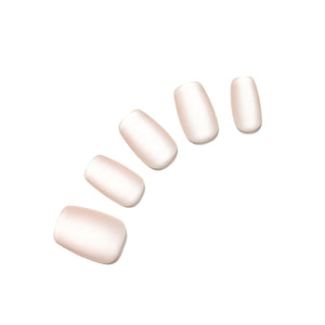 Snow Silk short square white press-on nails 30-piece set